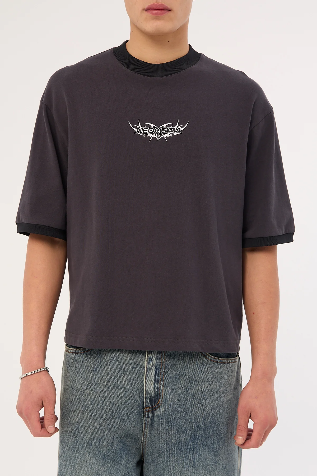 Neovision Perpetual Cropped Street Super Heavy Tee Asphalt - Image 9