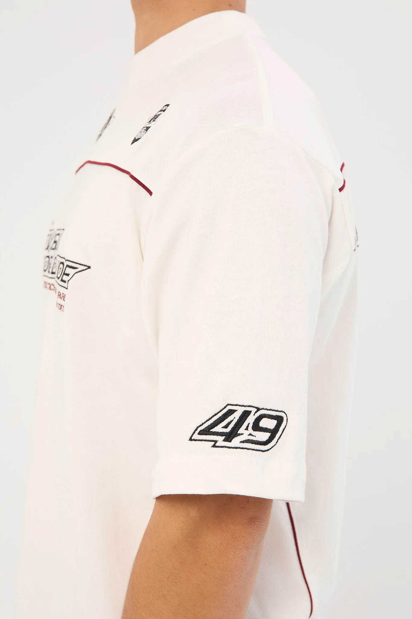 Neovision Reserved Street Super Heavy Tee Off White - Image 8