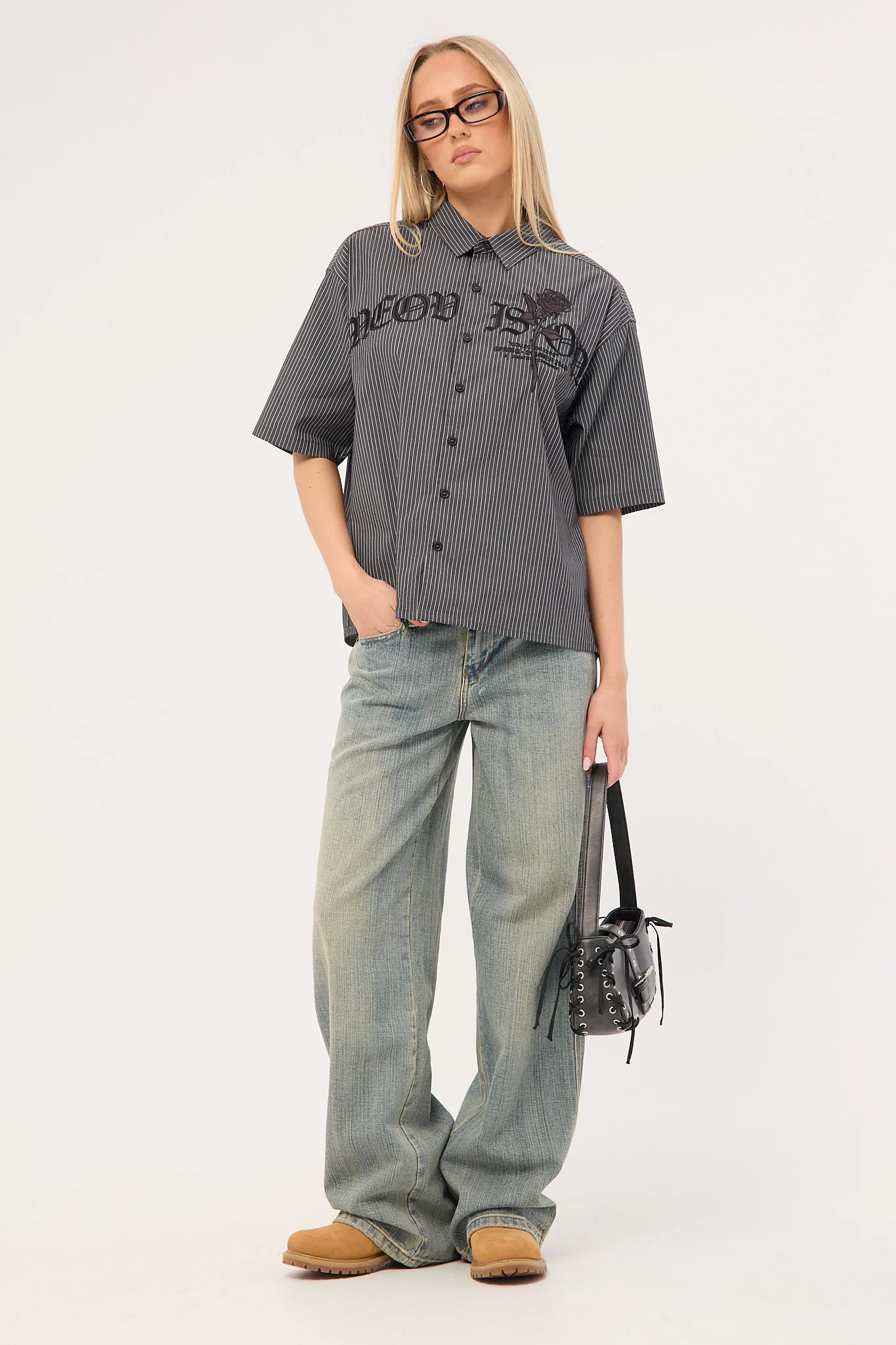 Neovision Rosebud Oversize Cropped Shirt Black/White Stripe - Image 9