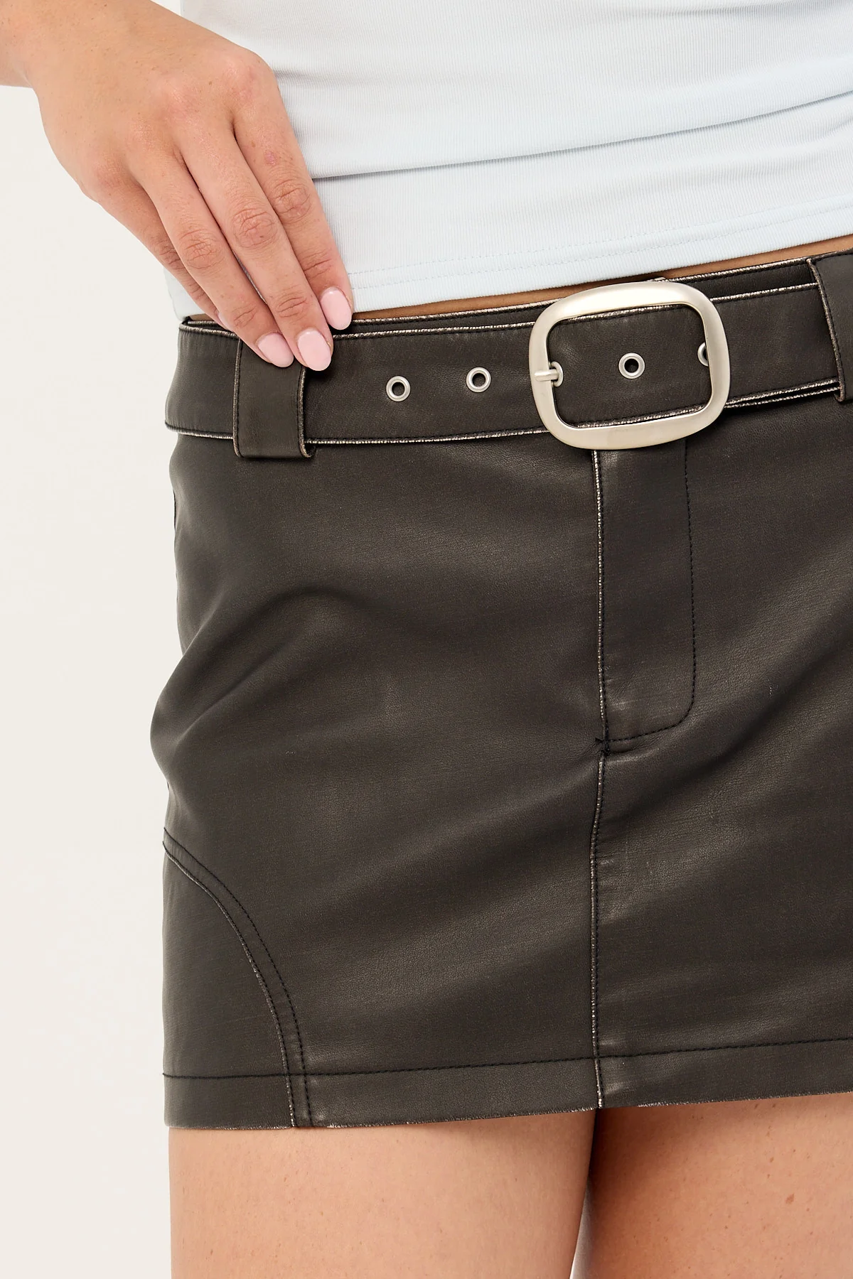 Neovision Scrawl Panel PU Skort Washed Black - Image 3
