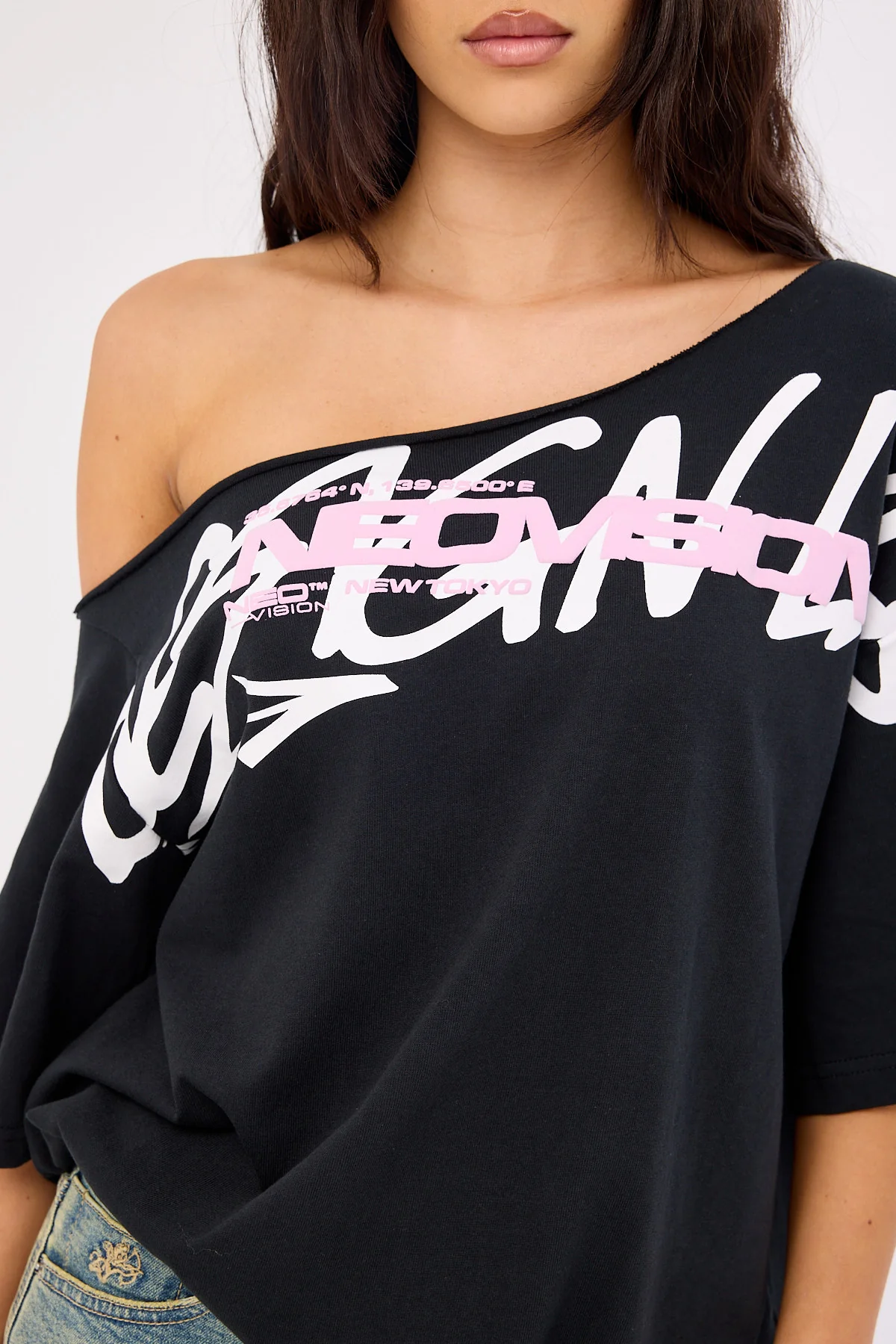 Neovision Shard Off Shoulder Relaxed Tee Black - Image 6