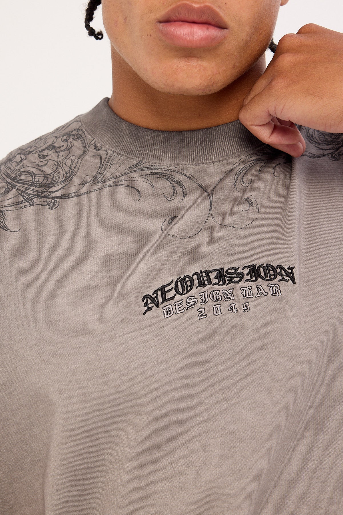 Neovision Shroud Cropped Muscle Tank Heavy Pigment Grey - Image 4