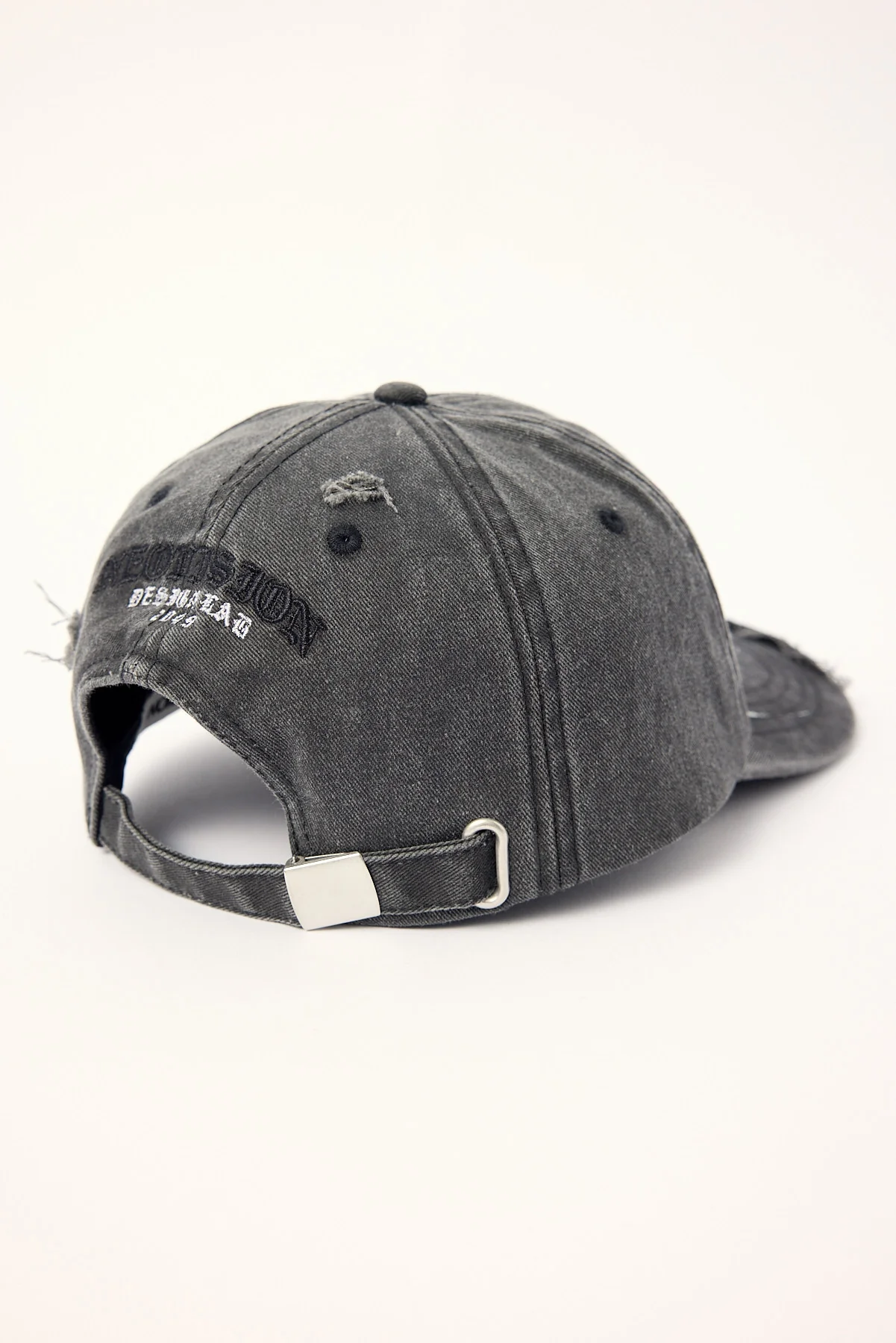 Neovision Shroud Distressed Dad Cap Black - Image 4
