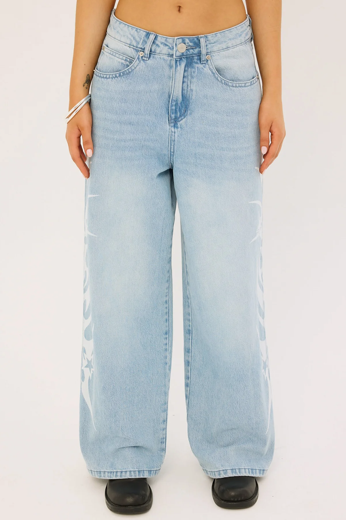 Neovision Stencil Dyno Low Baggy Jean Light Blue Denim - Image 8