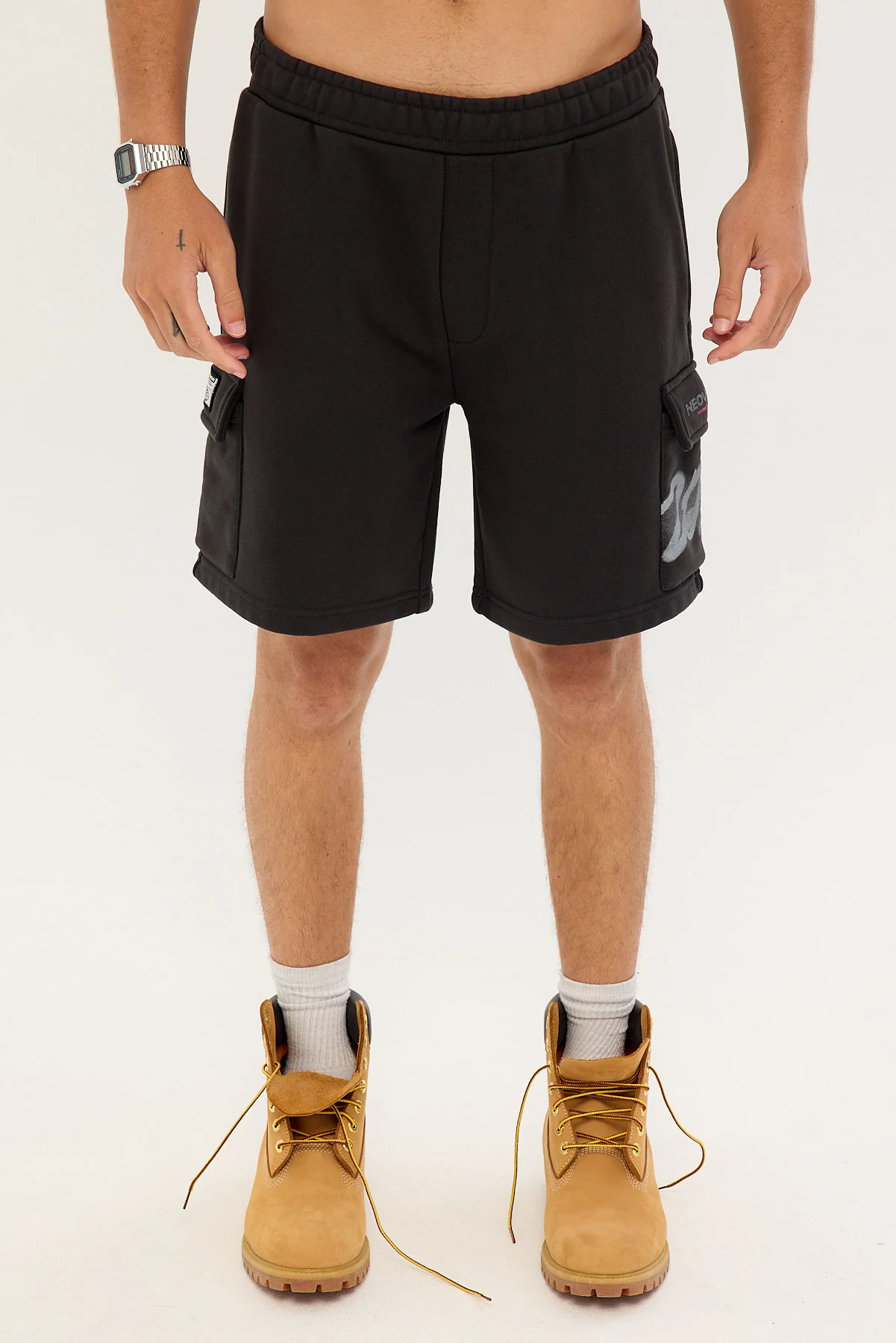 Neovision Supernova Relaxed Cargo Sweat Short Washed Night Black - Image 7