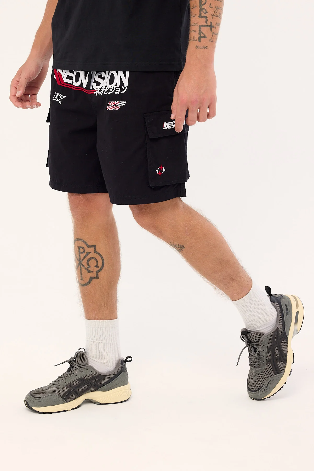 Neovision Surge Elastic Waist Cargo Short Black - Image 4