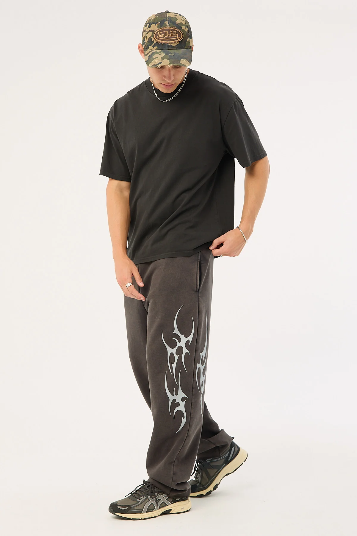 Neovision Tribal Baggy Sweatpant Washed Night Black - Image 4