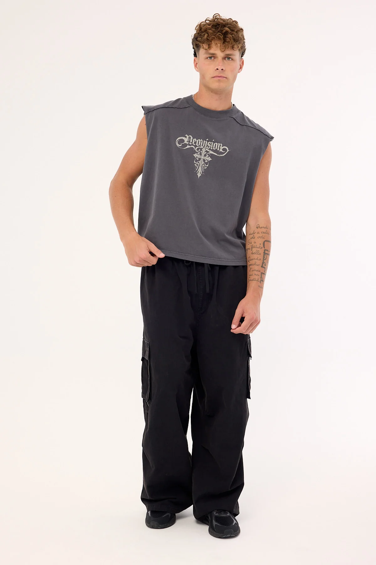 Neovision Tusk Distressed Cropped Muscle Tank Washed Black