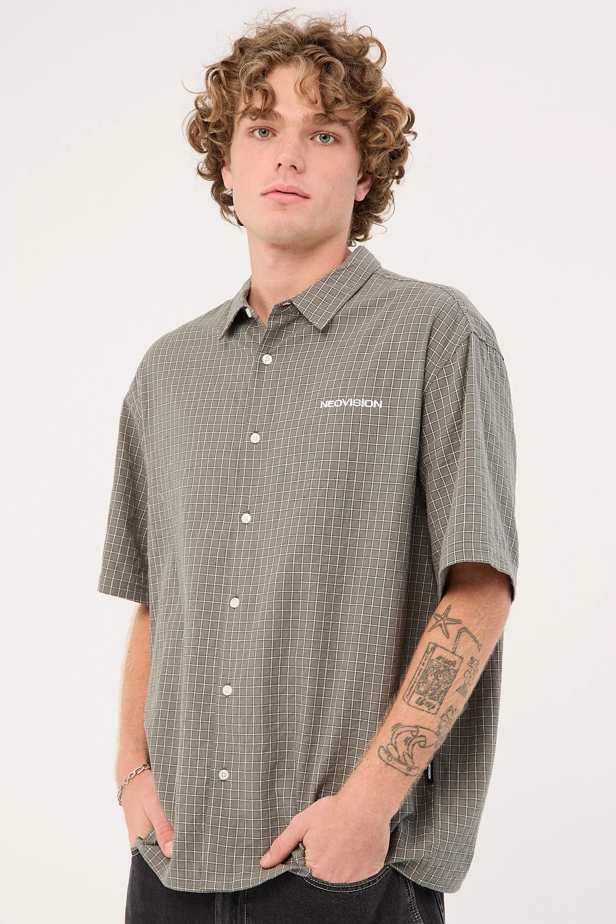 Neovision Vandal Oversize Short Sleeve Shirt Khaki/Black/White - Image 4