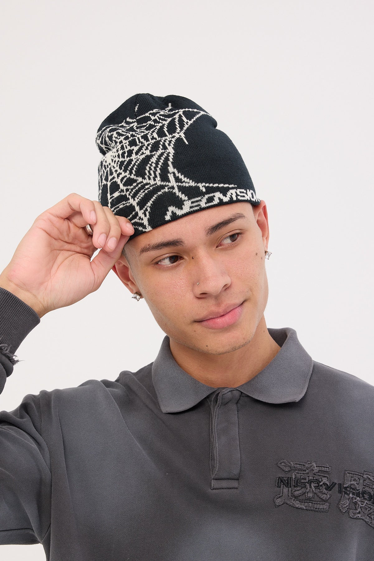 Neovision Web Reversible Skull Cap Beanie Black/Grey - Image 4
