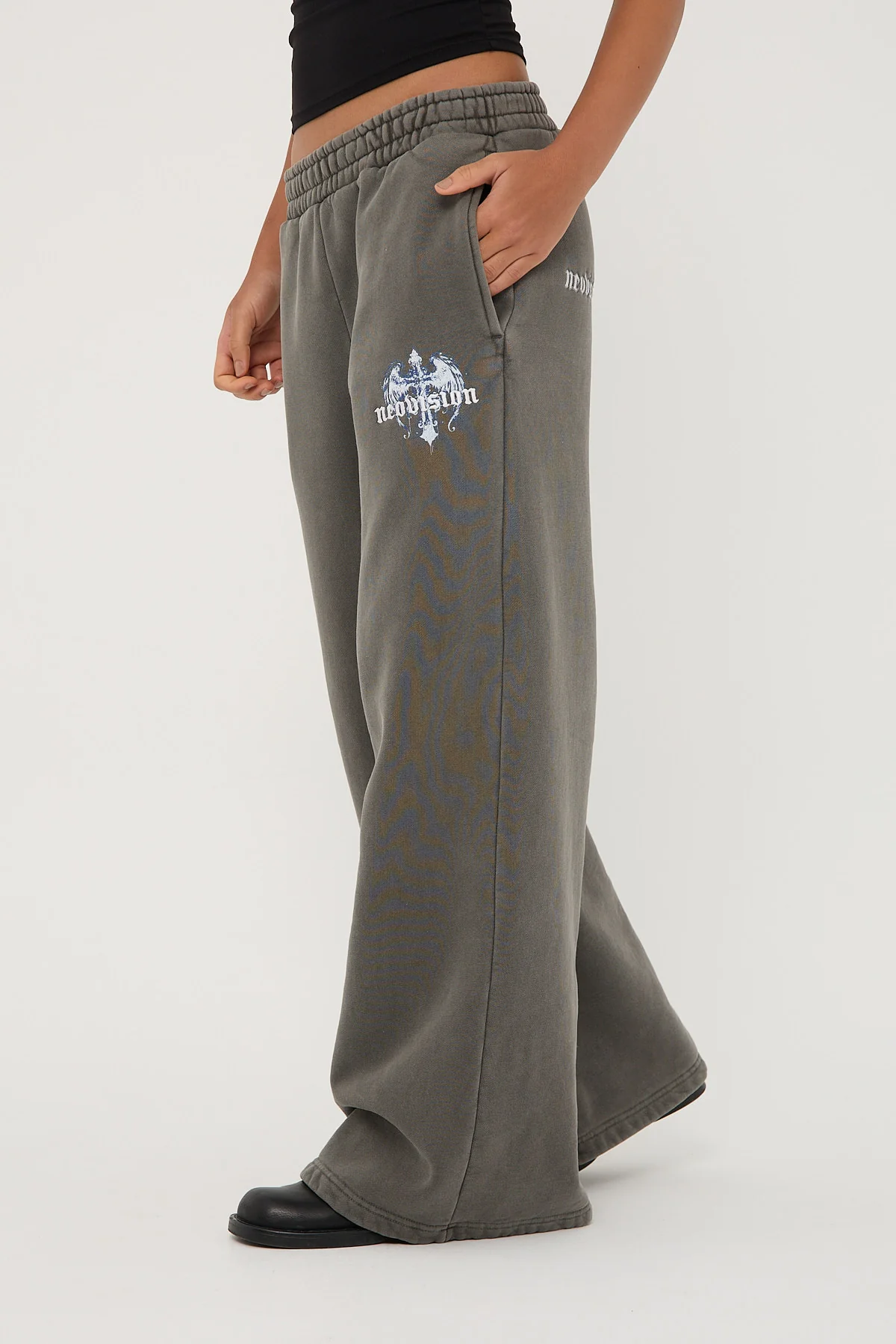 Neovision Insignia Cross Straight Leg Sweatpant Washed Grey - Image 5