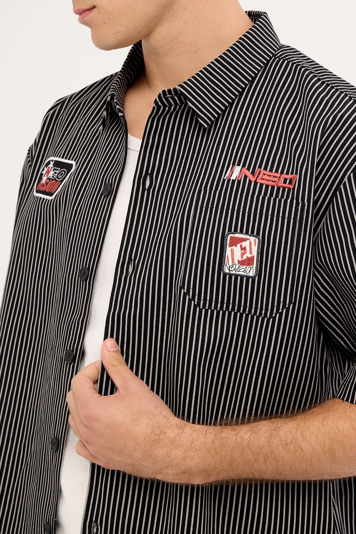 Neovision Zephyr Oversize Cropped Shirt Black/Grey Stripe - Image 4