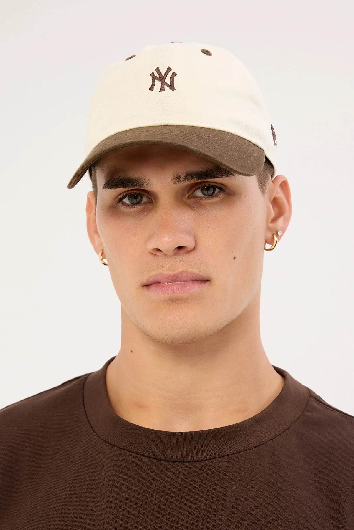New Era 920 New York Yankees Cap Chalk/Walnut - Image 5