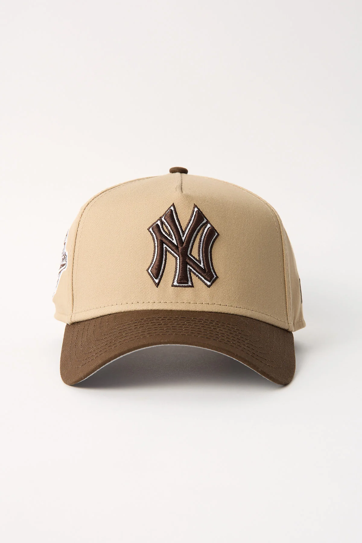 New Era 9FORTY A-FRAME CAMEL 2TONE WORLD SERIES NEW YORK YANKEE CAMEL