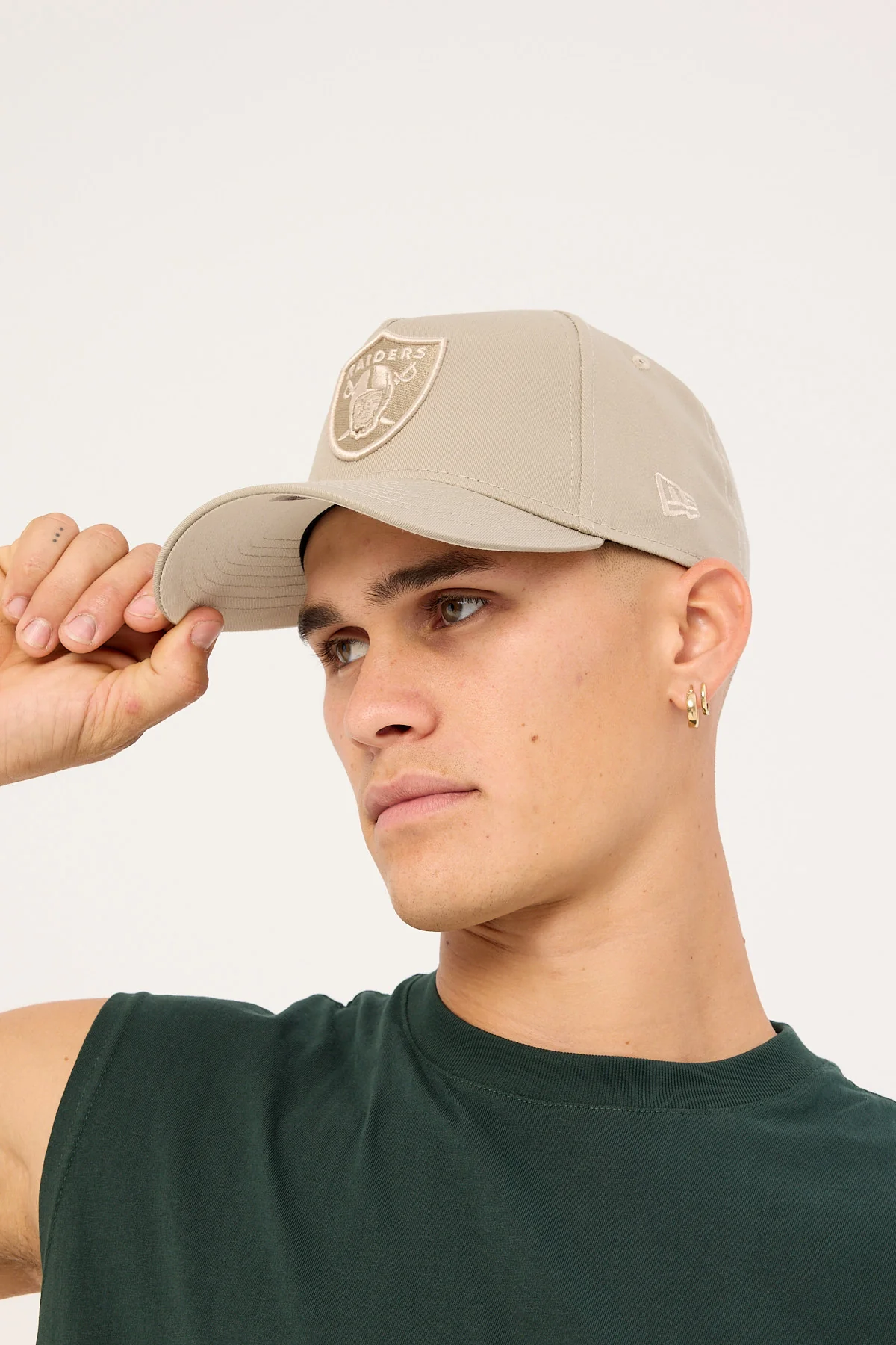 New Era 9Forty A-Frame Las Vegas Raiders Cap Pebble/Stone UV - Image 5