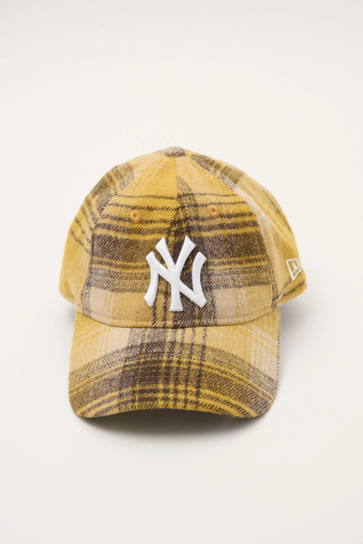 New Era 9Twenty Cloth Strap New York Yankees Cap Yellow/Black Wool Plaid/White Embro