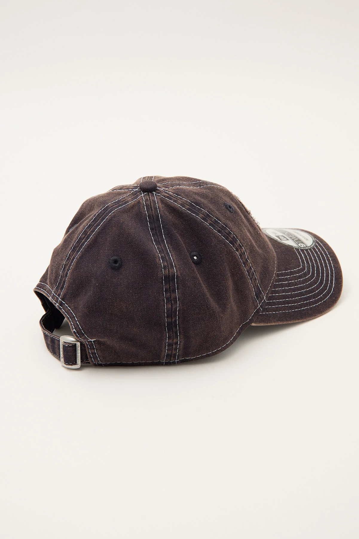 New Era 9Twenty Frayed Tonal New York Yankees Cap Navy - Image 4
