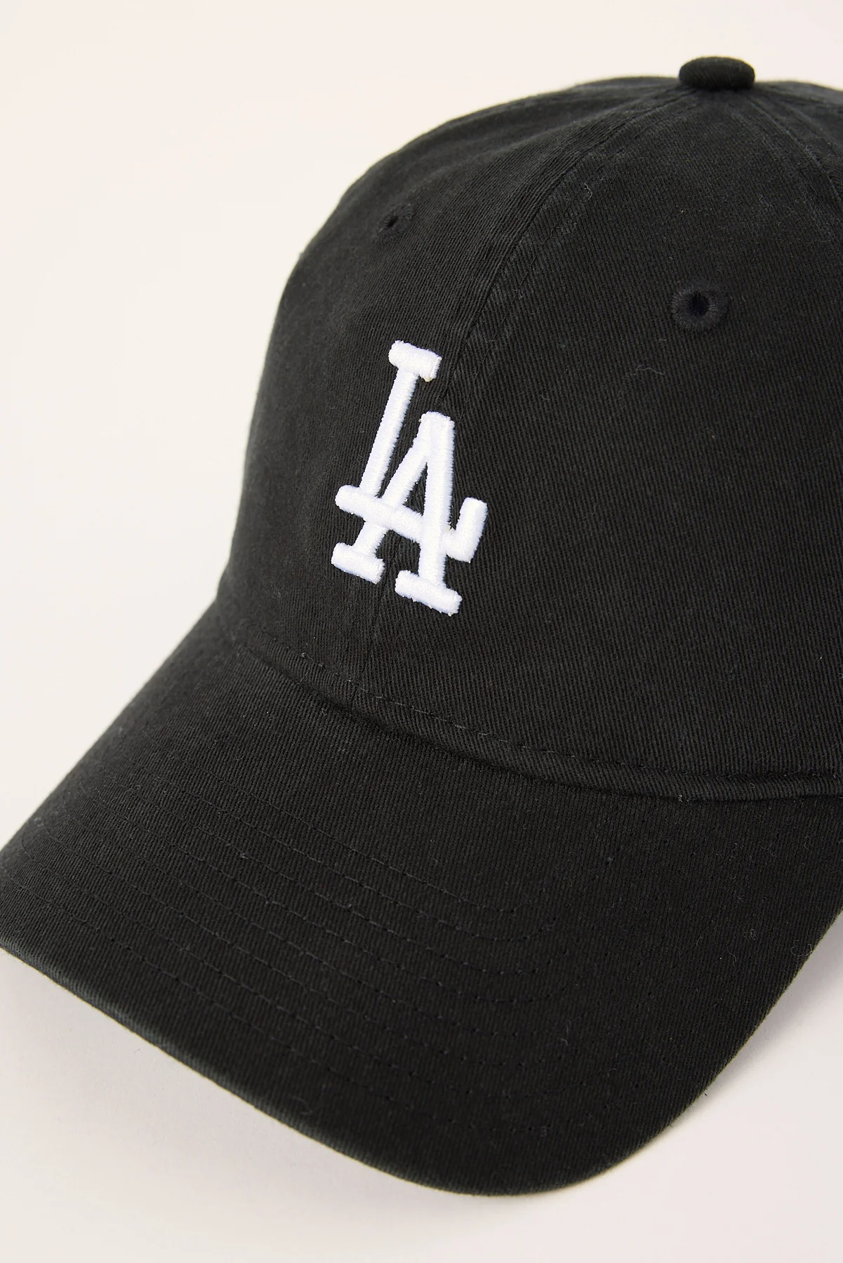 New Era 9Twenty Midi Logo Los Angeles Dodgers Cap Black/White Embroidery - Image 2