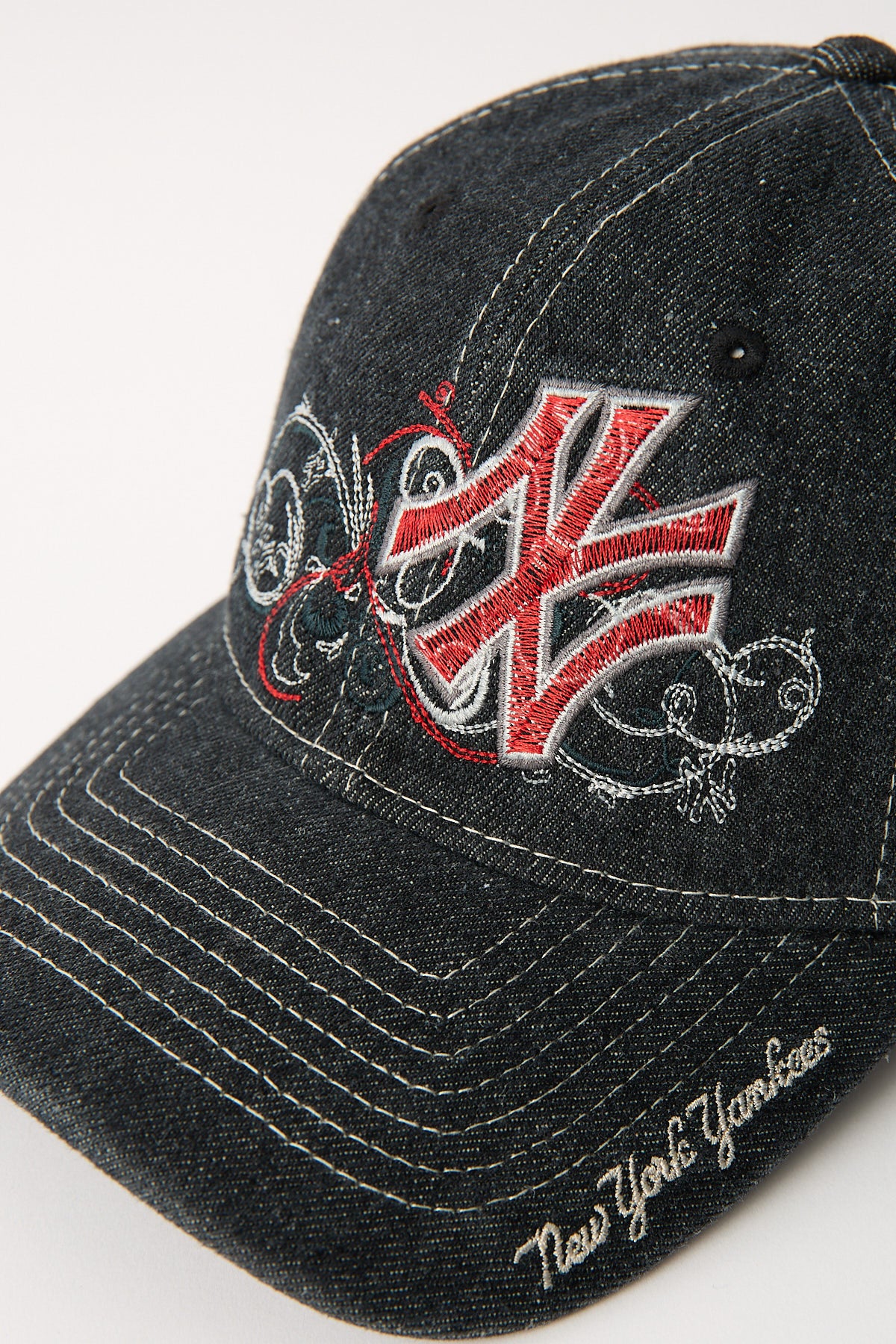 New Era 9TWENTY MILLENIUM DENIM NEW YORK YANKEES CAP BLACK DENIM - Image 4