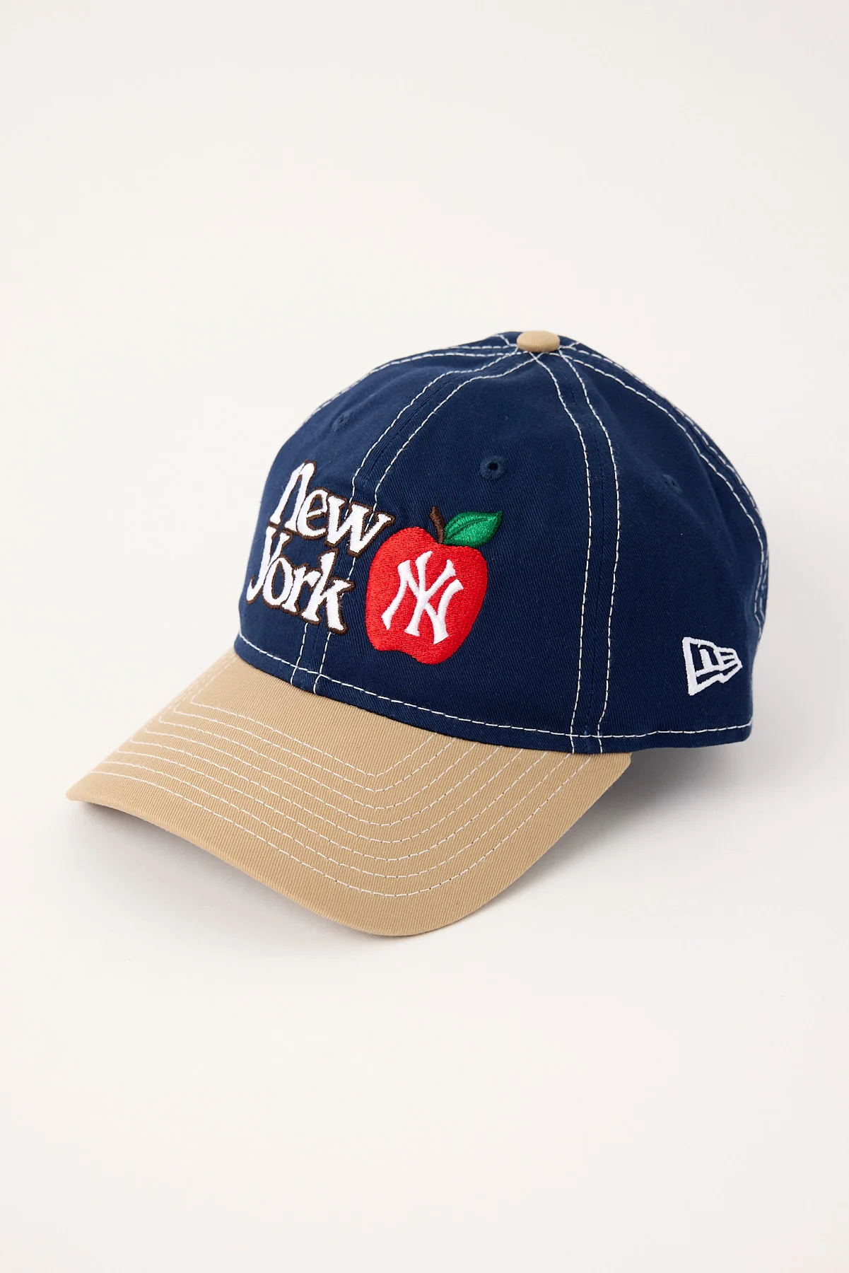 New Era 9Twenty NY Apple Contrast New York Yankees Cap Oceanside Blue/Camel UV - Image 4