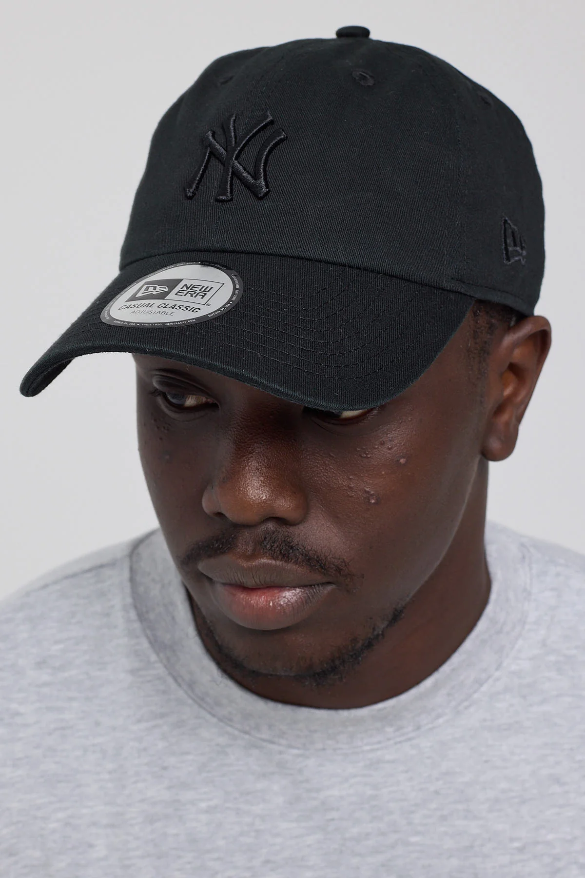 New Era Casual Classic Midi Logo New York Yankees Cap Black/Black Midi Logo - Image 5