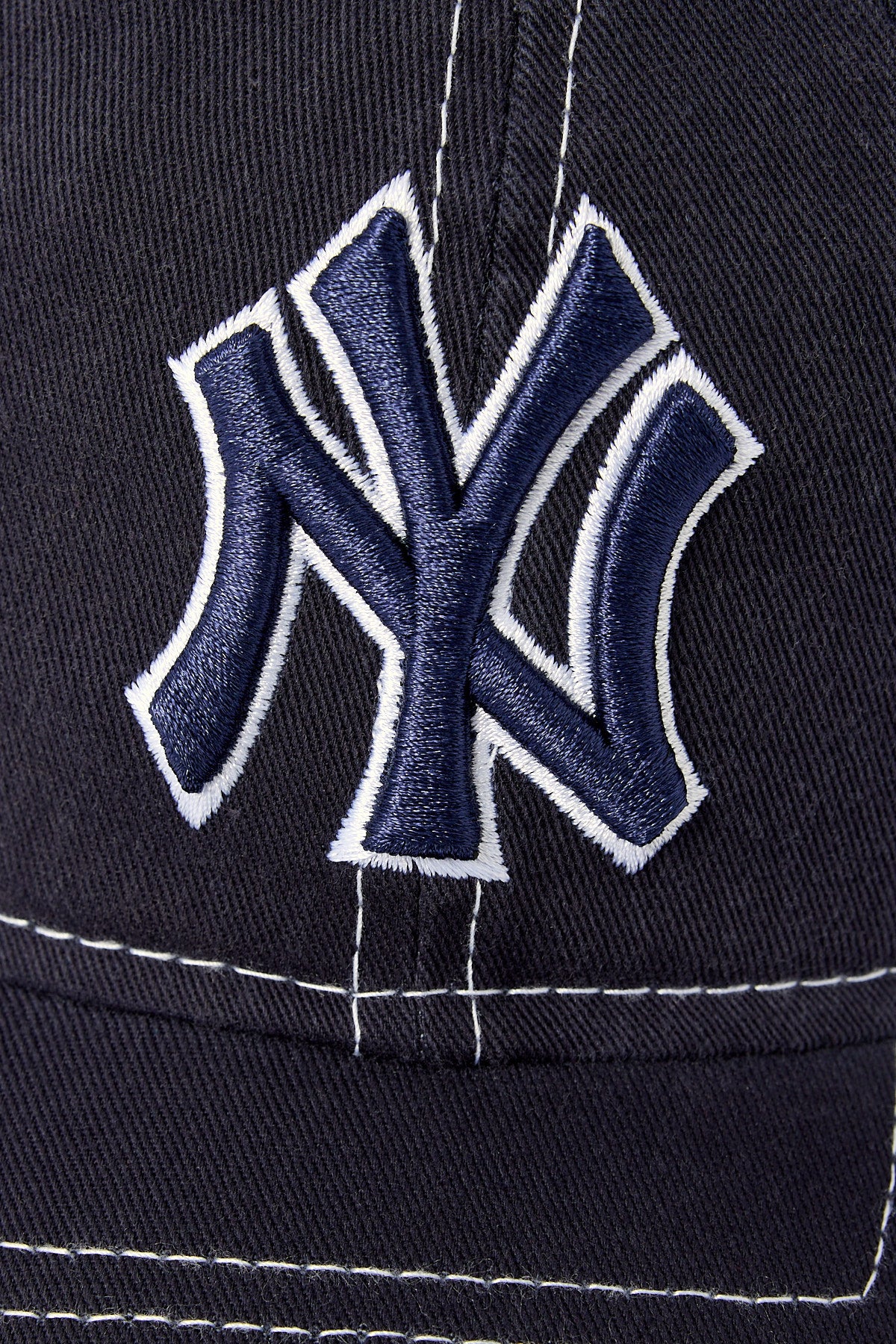 New Era Contrast Team 9Twenty New York Yankees Cap Official Team Colours - Image 2