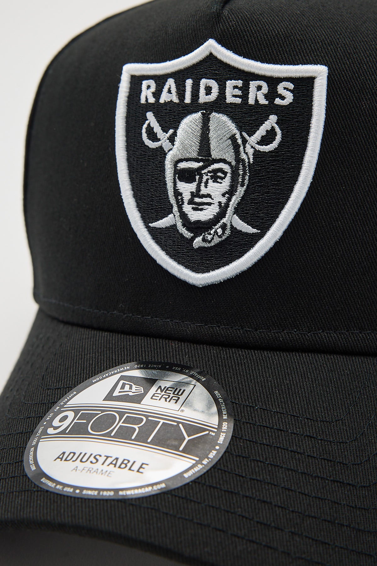 New Era Las Vegas Raiders 9Forty A-Frame Cap Black/OTC Embroidery - Image 3