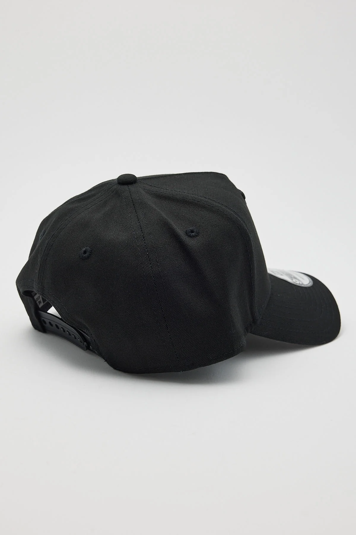 New Era Los Angeles Dodgers 9Forty A-Frame Cap Black/Black Embroidery - Image 4