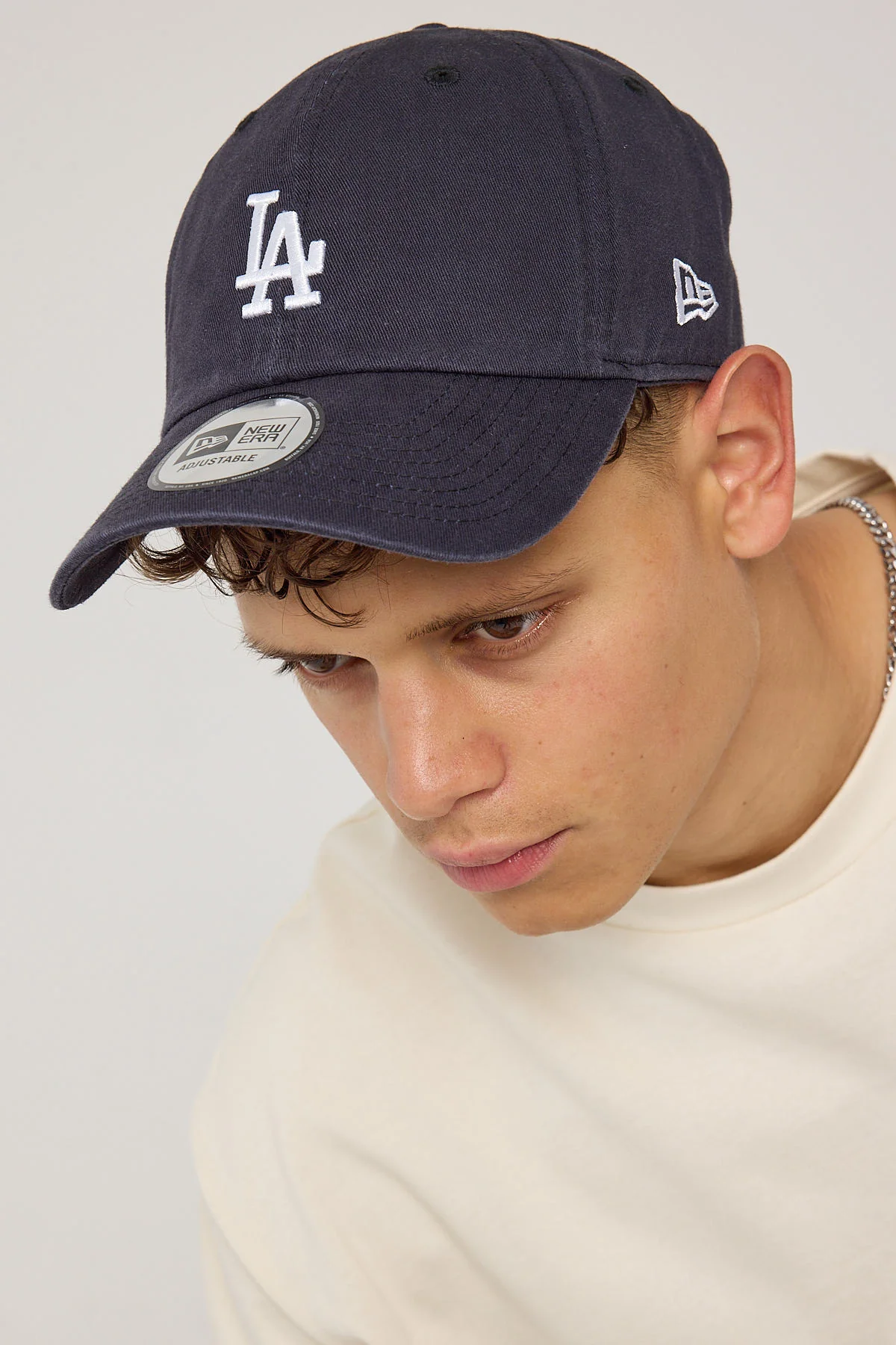 New Era Los Angeles Dodgers Casual Classic Cap Navy/White Embroidery - Image 5