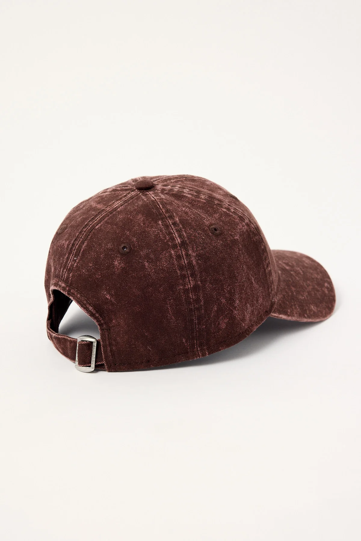 New Era Snow Wash 9Twenty New York Yankees Cap Burnt Wood - Image 5