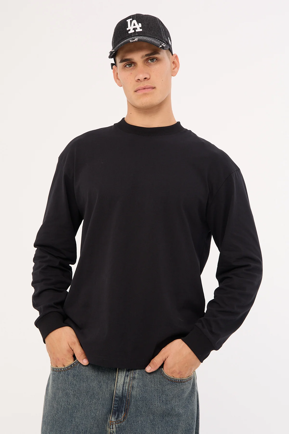 Open Archive Organic Boxy Long Sleeve Tee Black - Image 6