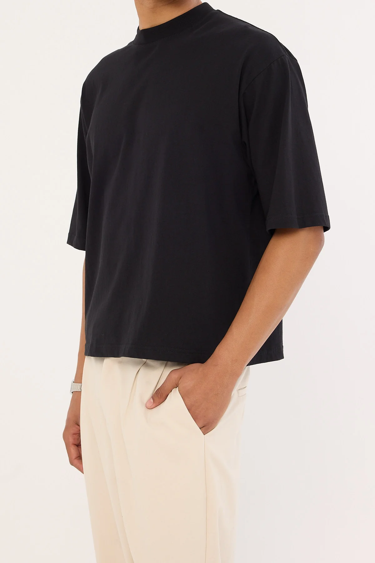 Open Archive Organic Cropped Street Tee Black - Image 4