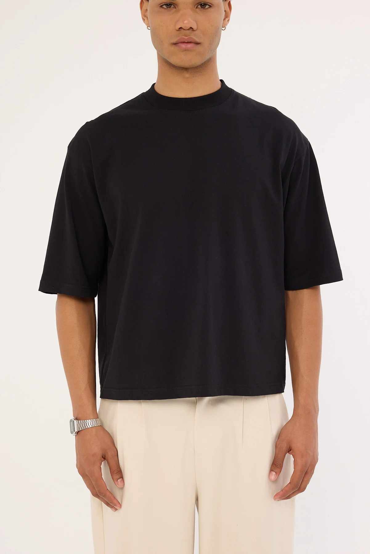 Open Archive Organic Cropped Street Tee Black - Image 7