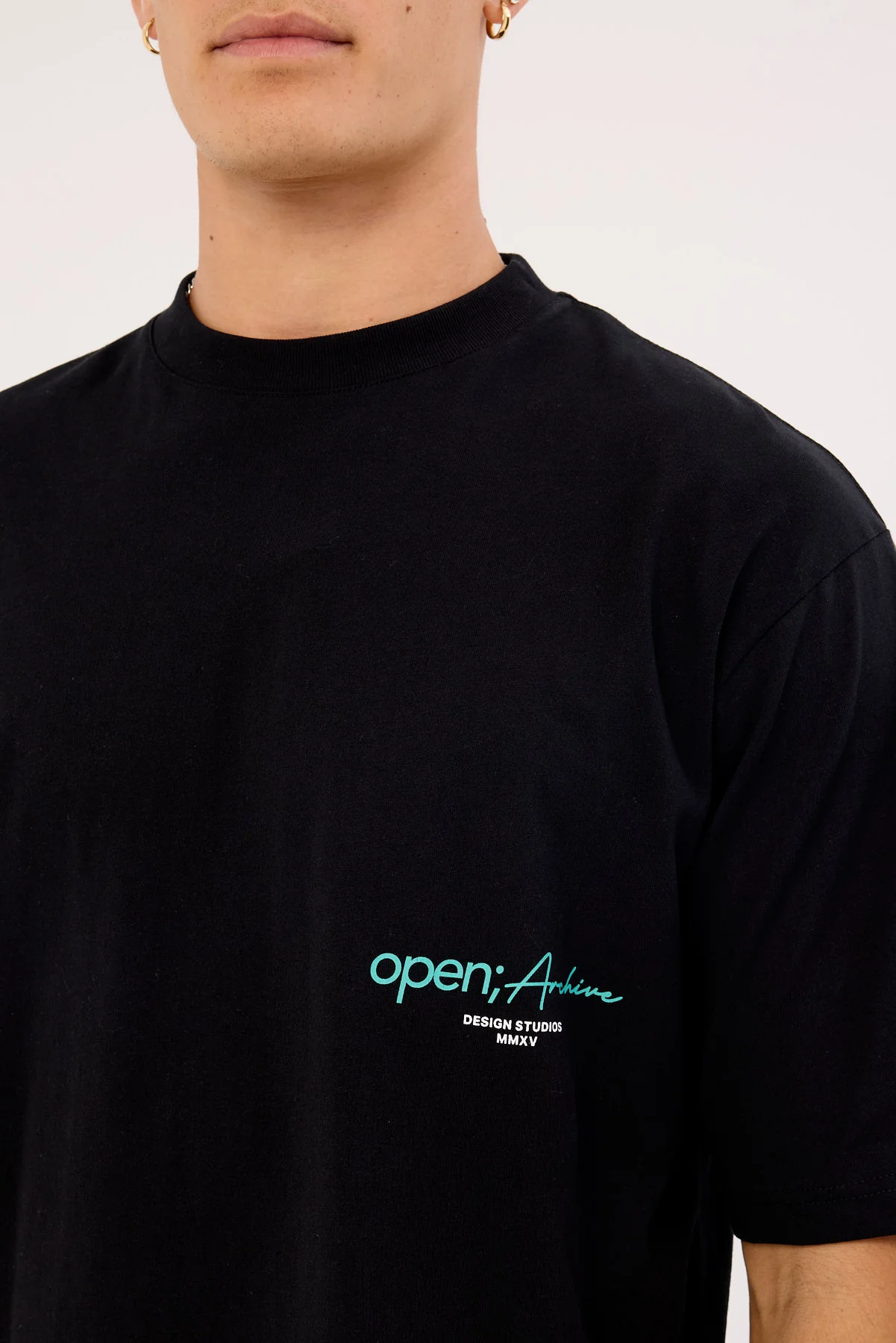 Open Archive Petal Organic Boxy Tee Black - Image 4