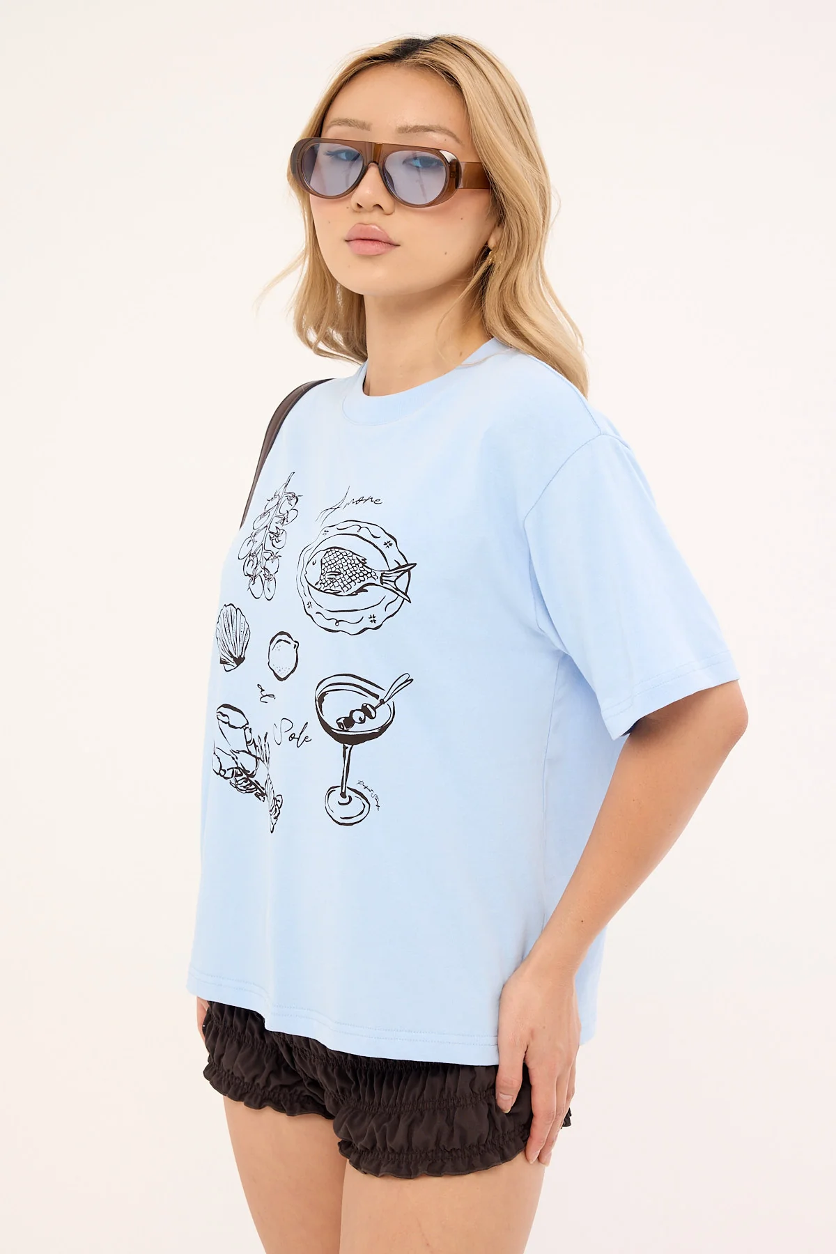 Perfect Stranger Amore Al Sole Oversized Graphic Tee Blue - Image 5