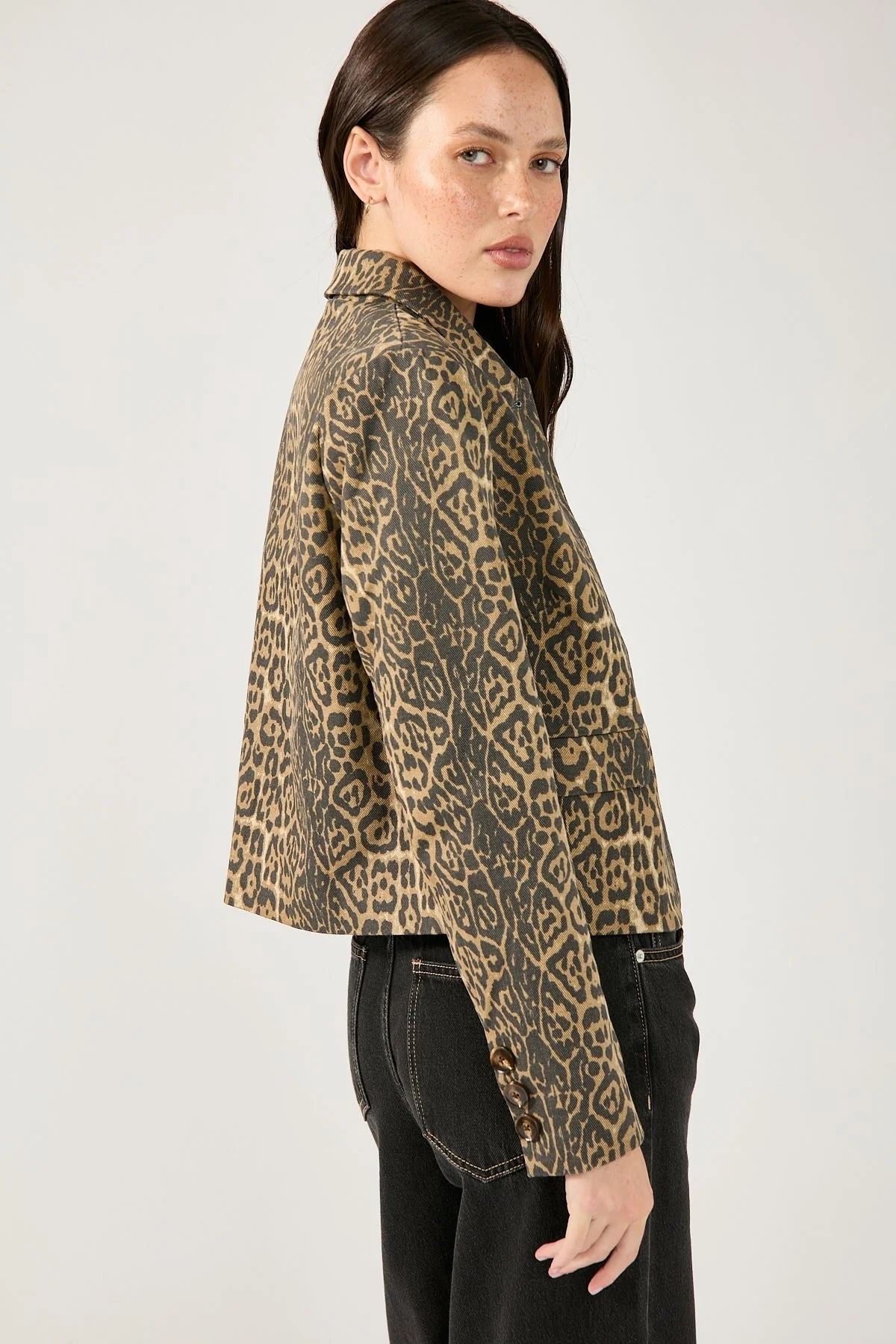 Perfect Stranger Amur Leopard Jacket Leopard - Image 7
