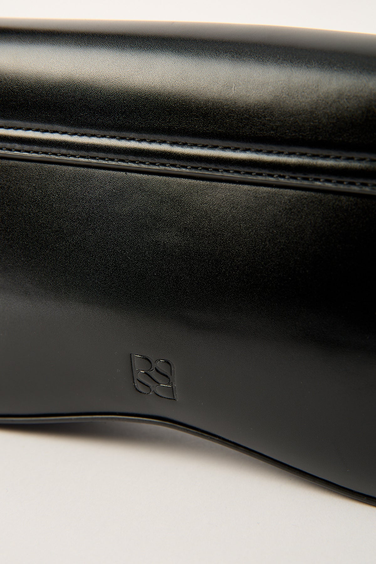 Perfect Stranger Betty Handbag Black - Image 6