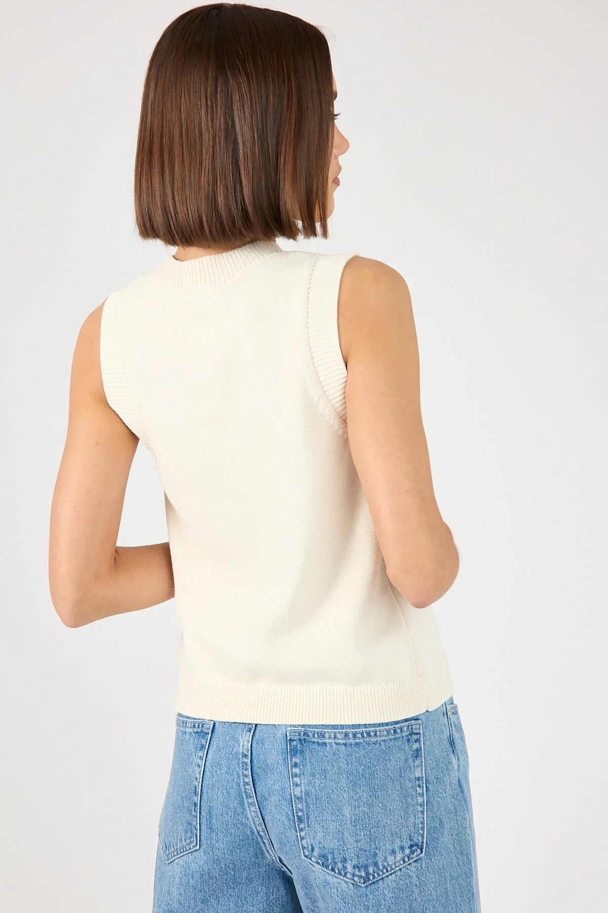 Perfect Stranger Connie Button Up Sleeveless Vest Bone - Image 7