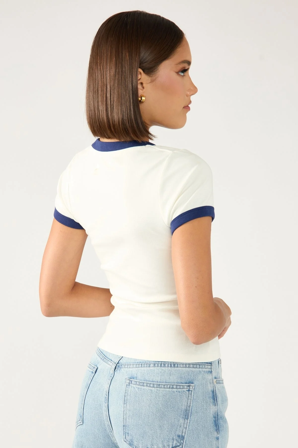 Perfect Stranger Contrast Ringer Cap Sleeve Tee White - Image 5