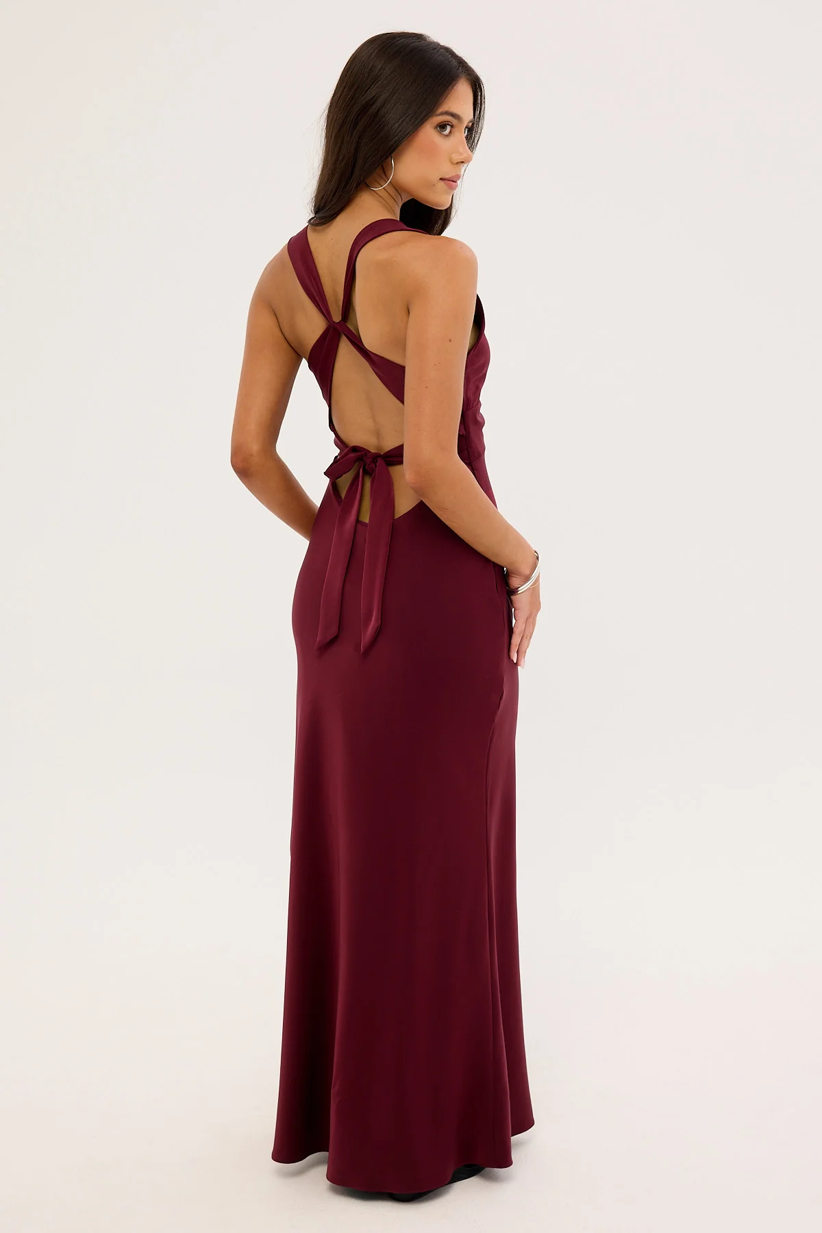 Perfect Stranger Ellie Twist Front Maxi Dress Burgundy - Image 5