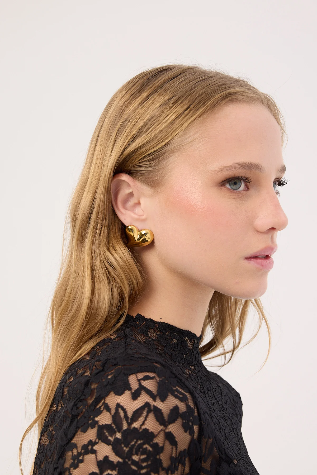 Perfect Stranger Heart of Gold Earrings 18K Gold - Image 3