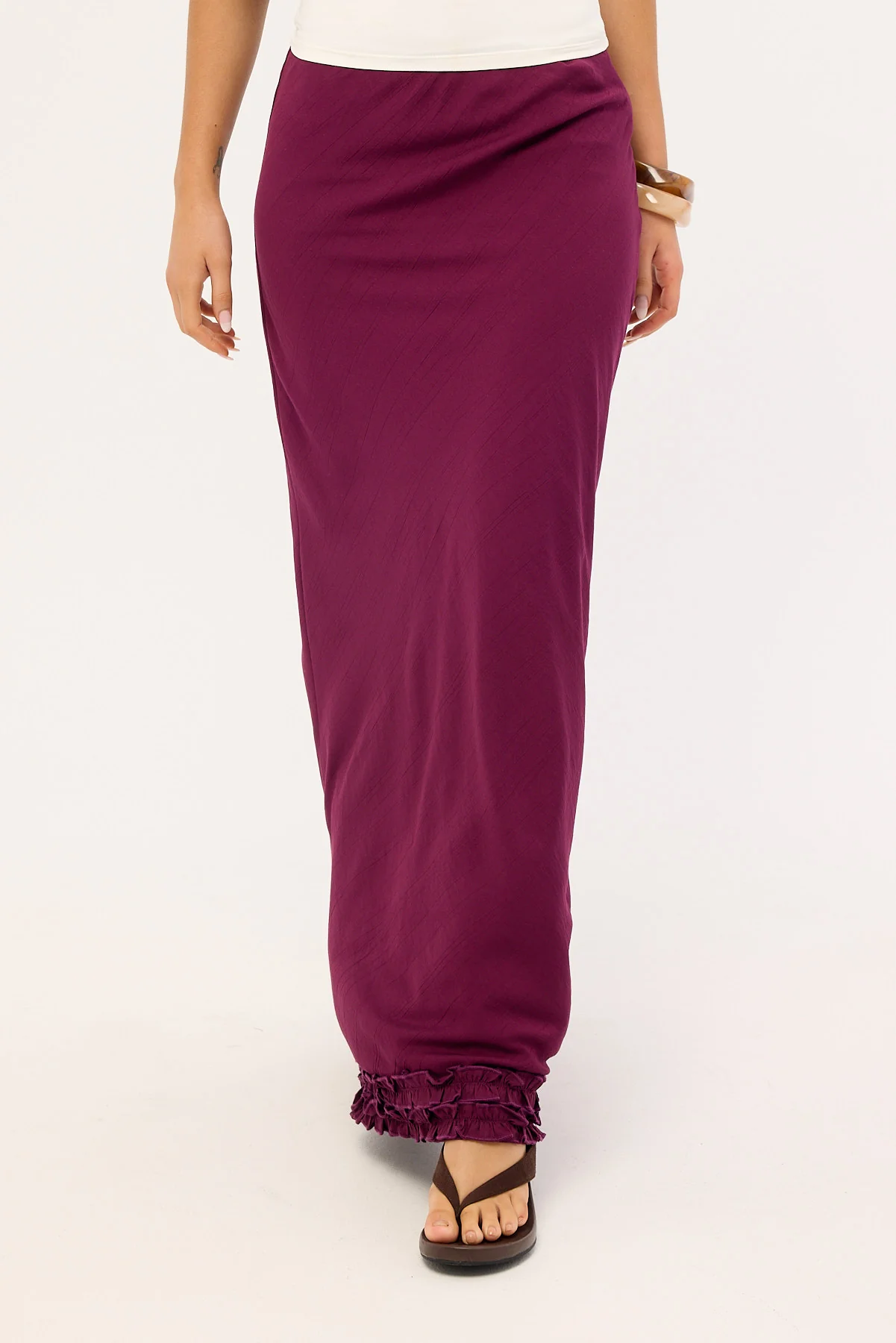Perfect Stranger Jada Frill Maxi Skirt Plum - Image 4