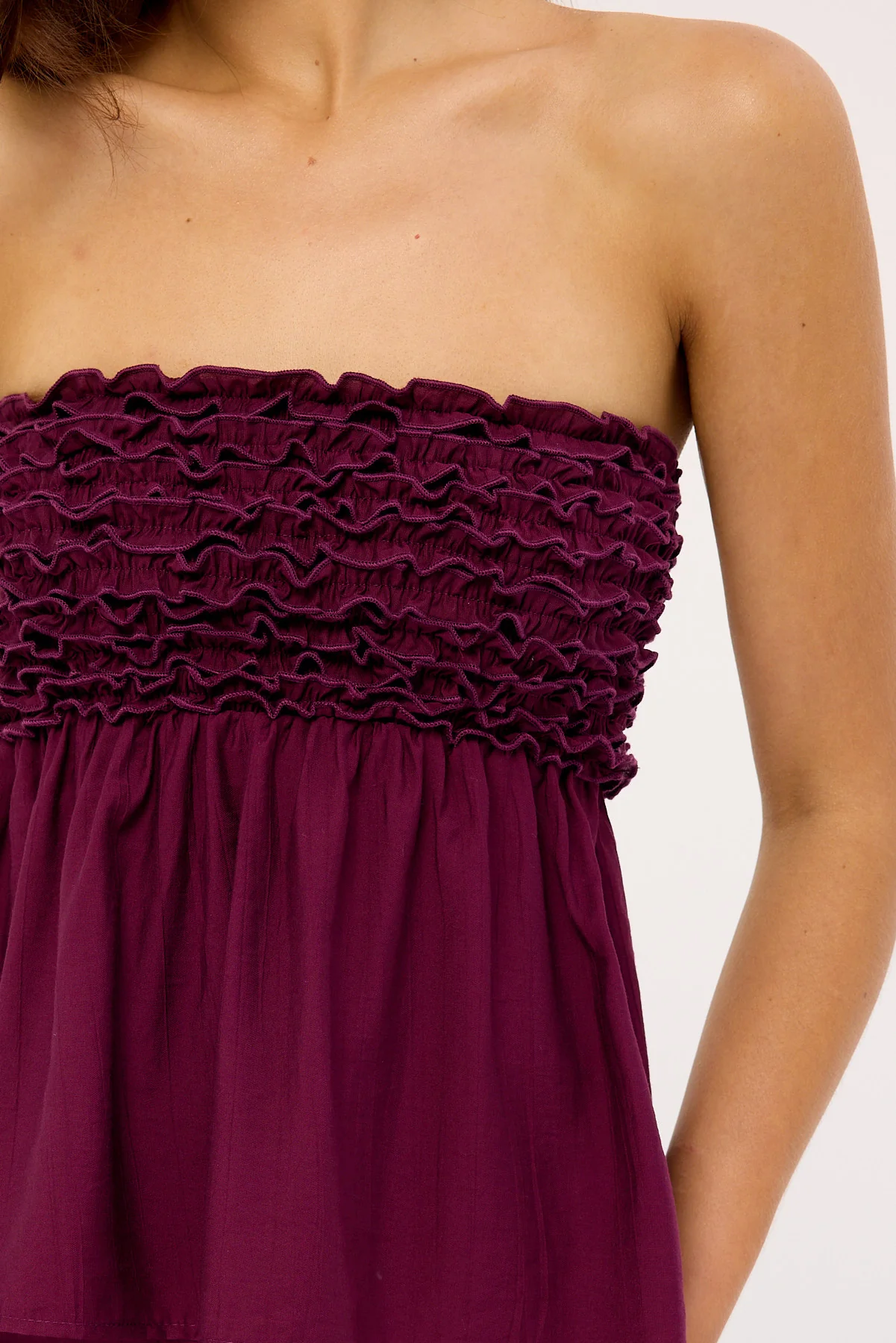 Perfect Stranger Jada Frill Strapless Top Plum - Image 5