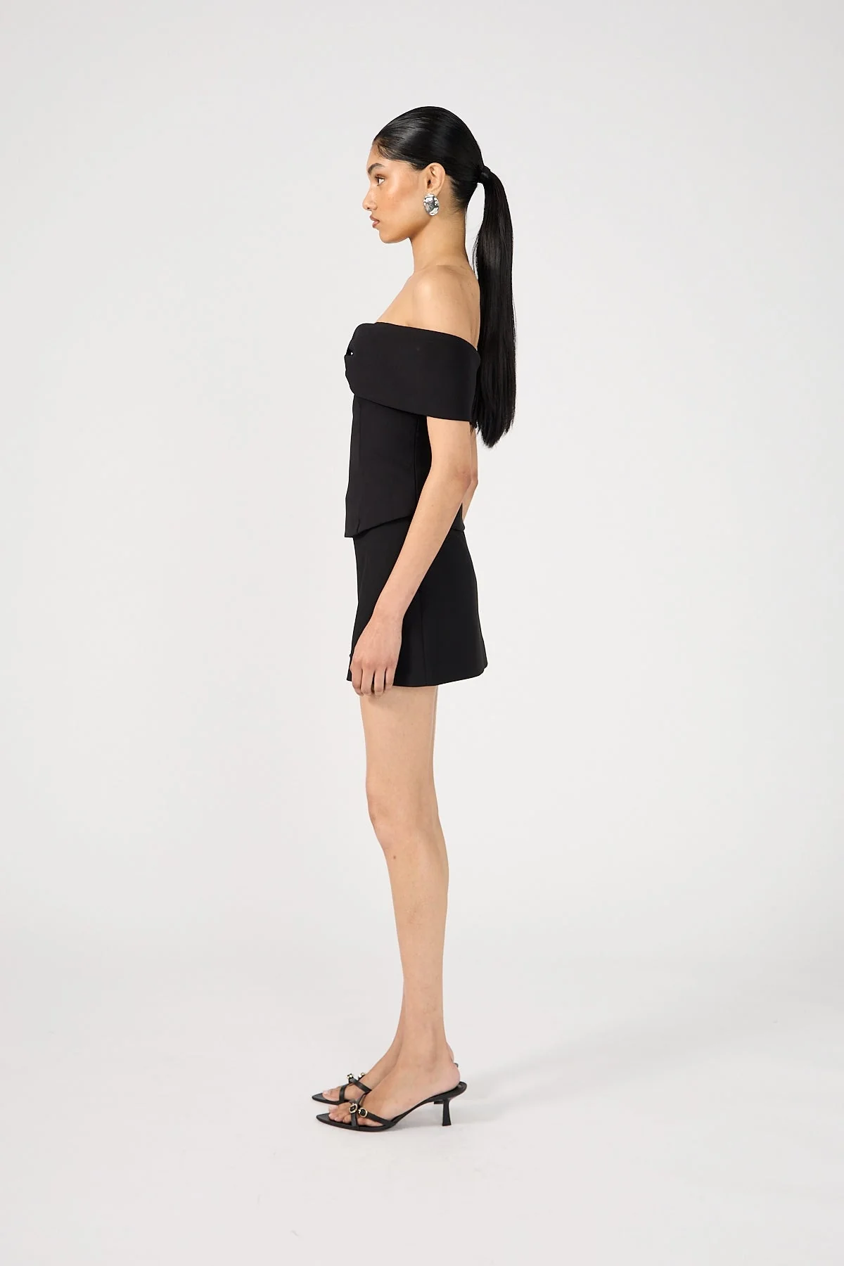 Perfect Stranger Lassie Bow Top Black - Image 7