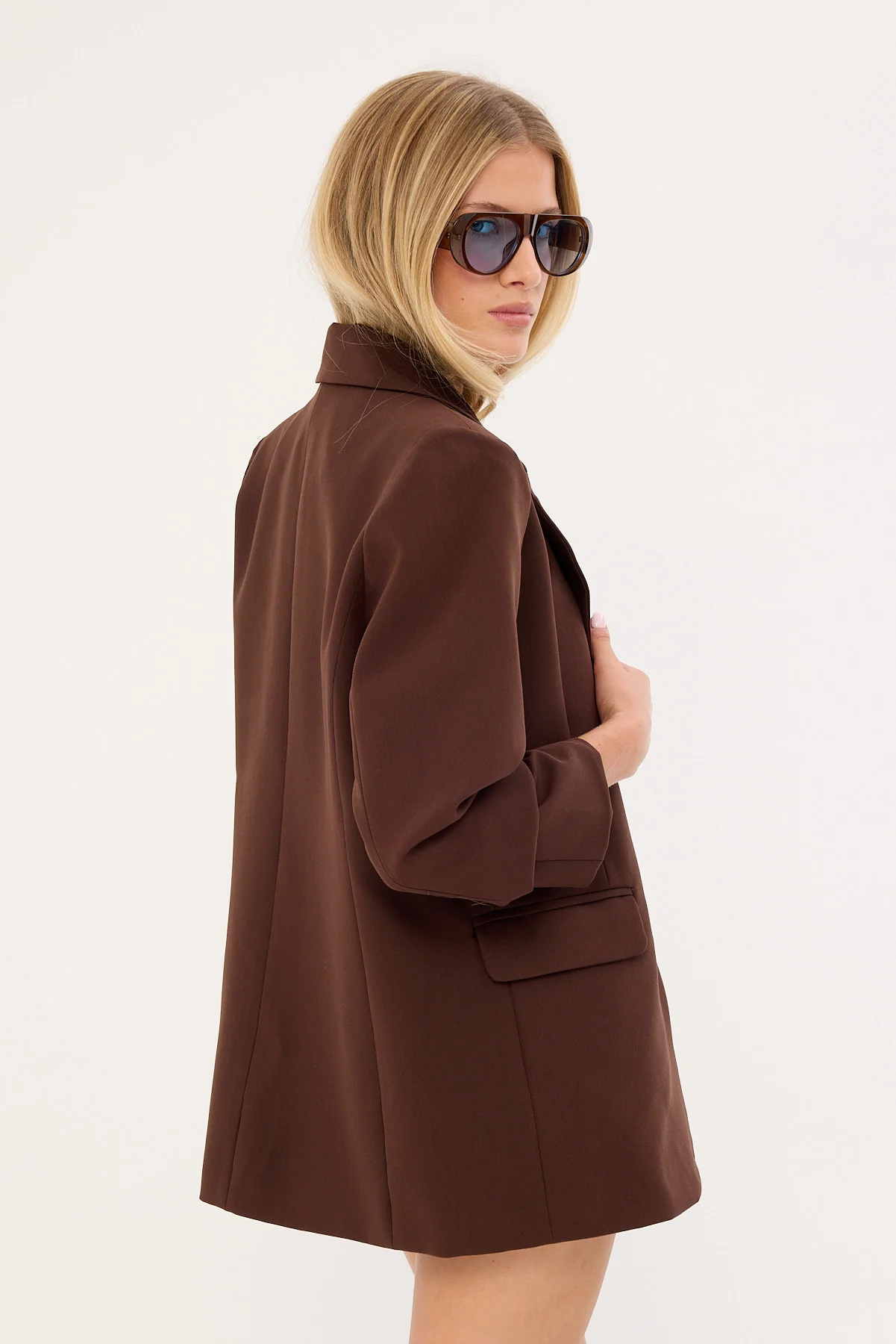 Perfect Stranger Luca Oversized Blazer Chocolate - Image 5