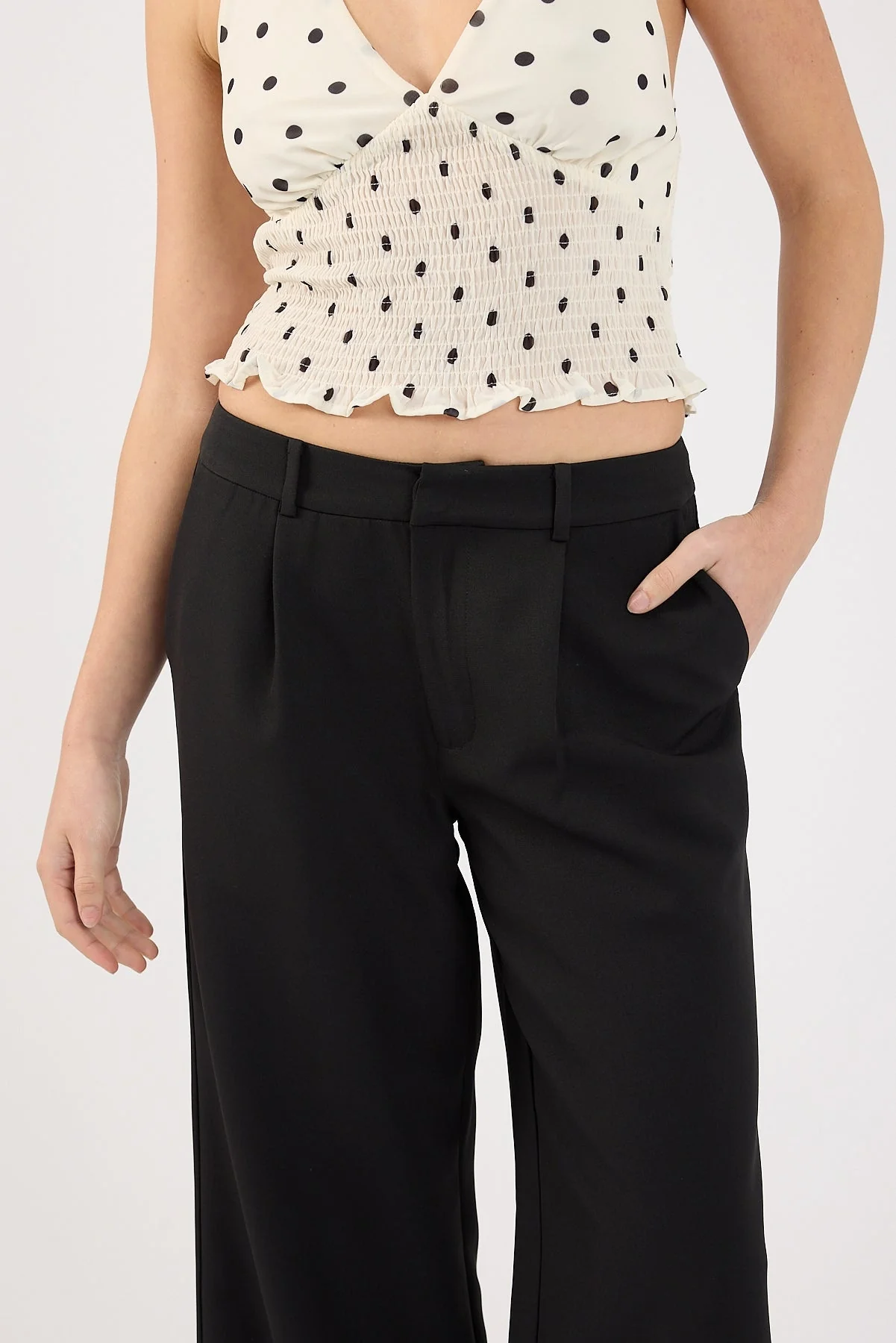 Perfect Stranger Lupa Mid Rise Pleated Pant Black - Image 5