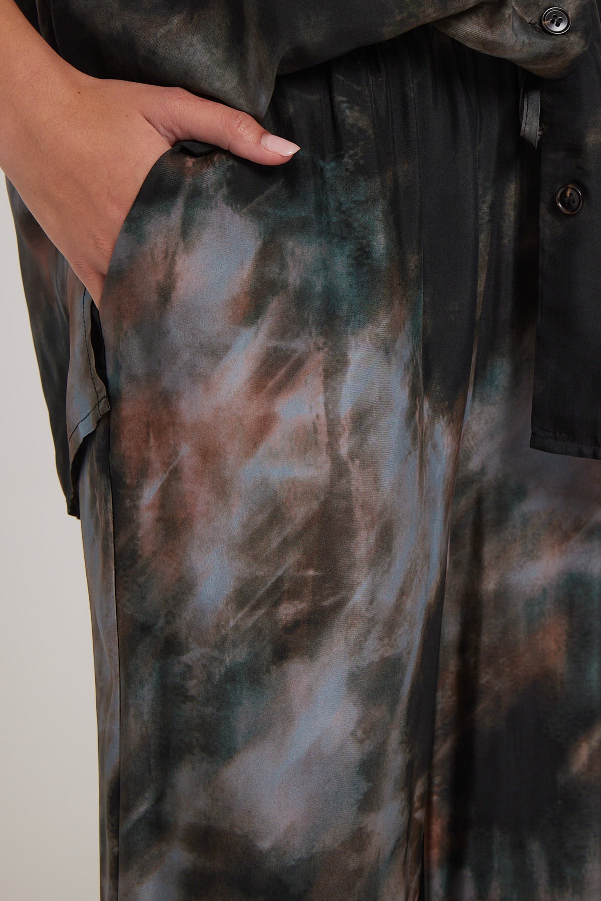 Perfect Stranger Marble Rain Cupro Pant Black Print - Image 4