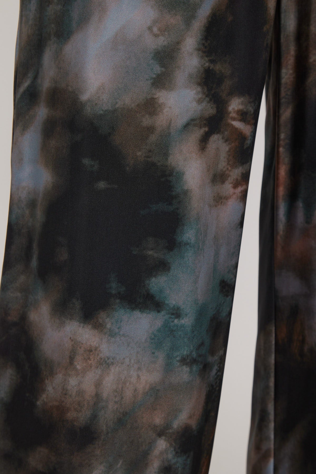 Perfect Stranger Marble Rain Cupro Pant Black Print - Image 5