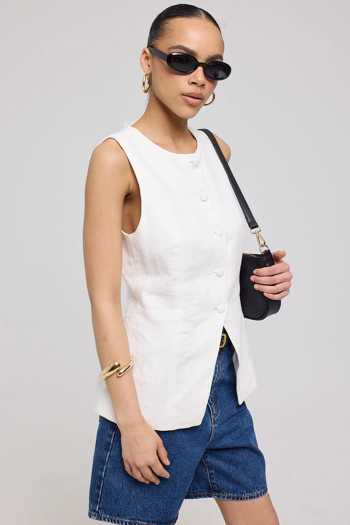 Perfect Stranger Menorca Long Line Vest White - Image 3