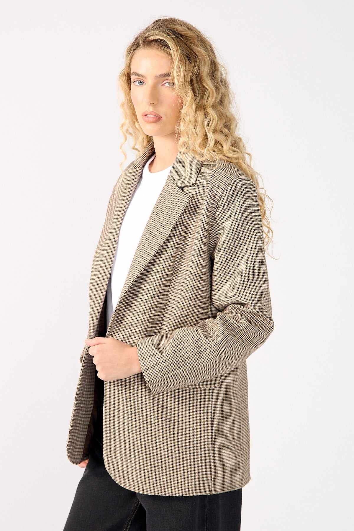 Perfect Stranger Mirella Long Line Blazer Brown Check - Image 5